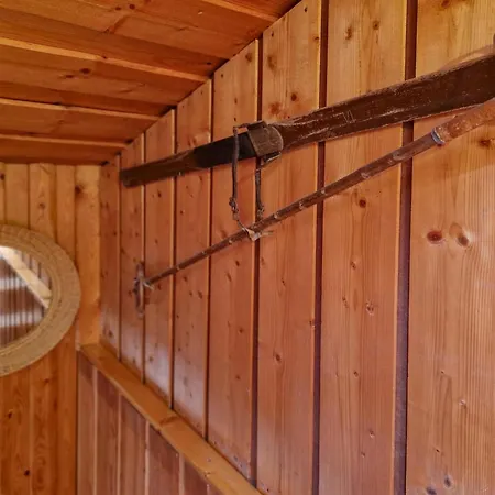 Neubert * Breitenbrunn (Saxony)